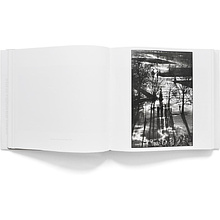 Книга на английском языке "Henri Cartier-Bresson: Photographer", Yves Bonnefoy