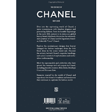 Книга на английском языке "The Essence of Chanel. Unfolded" HB, Kelly Reising