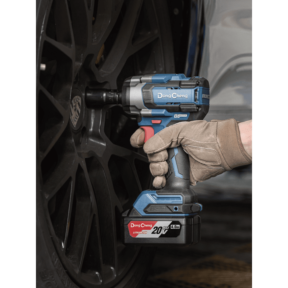 Аккумуляторный гайковерт DongCheng DCPB598 (TYPE EM), 20 В, 598 Нм, 2 АКБ, 4 Ач, З/У 2 А - 2