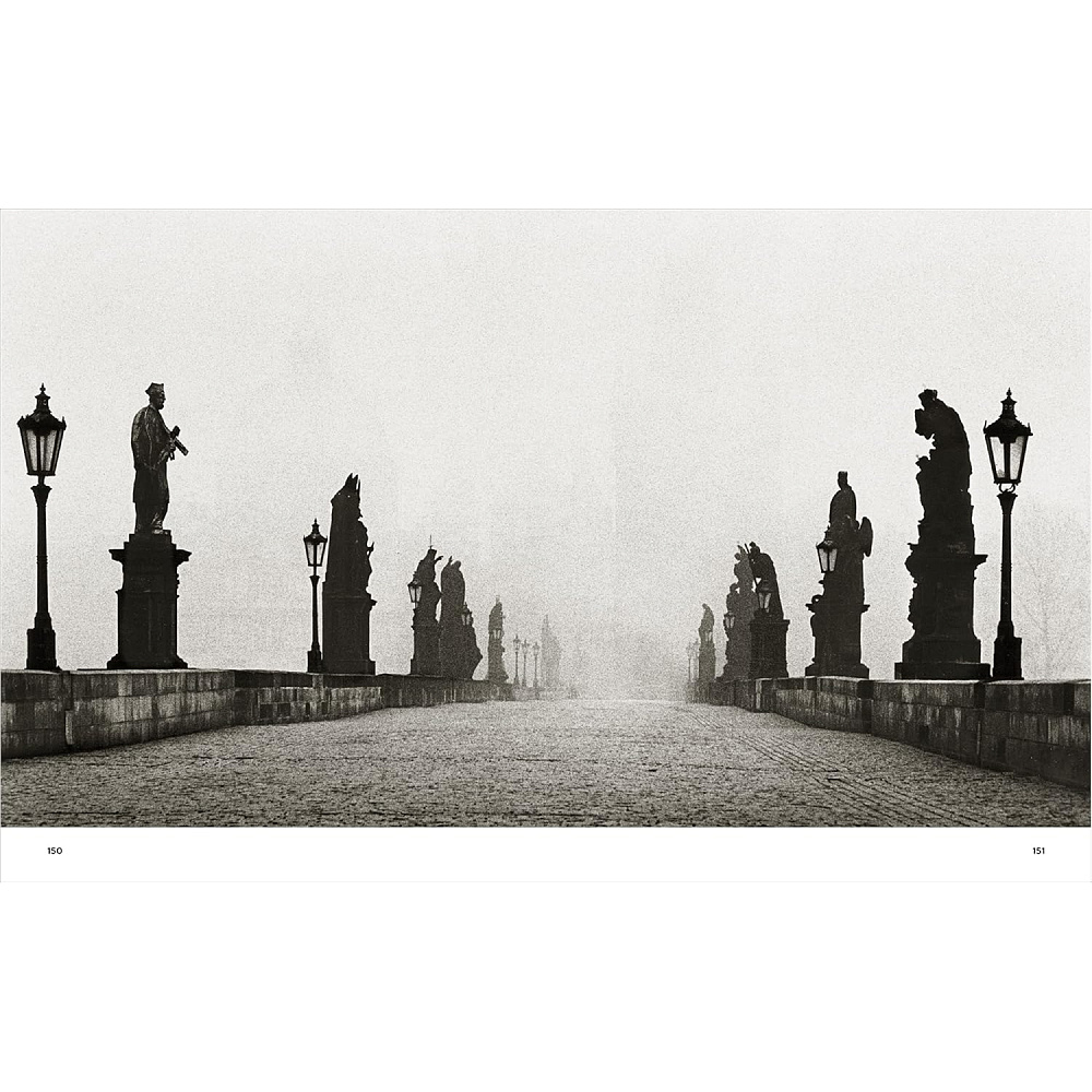 Книга на английском языке "Beyond Architecture. Michael Kenna", Yvonne Meyer-Lohr - 5