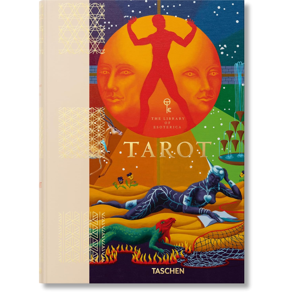 Книга на английском языке "Tarot. The Library of Esoterica"