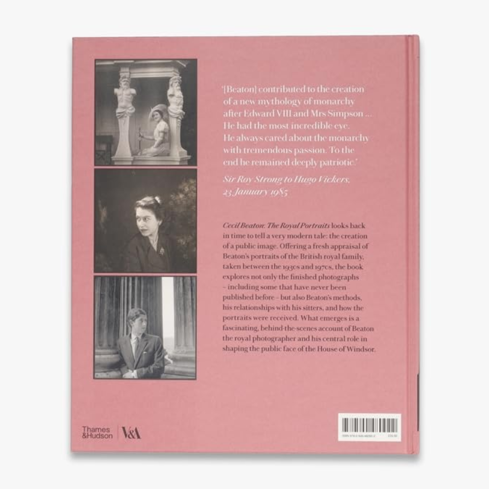 Книга на английском языке"Cecil Beaton: The Royal Portraits", Cecil Beaton, Claudia Acott Williams - 2