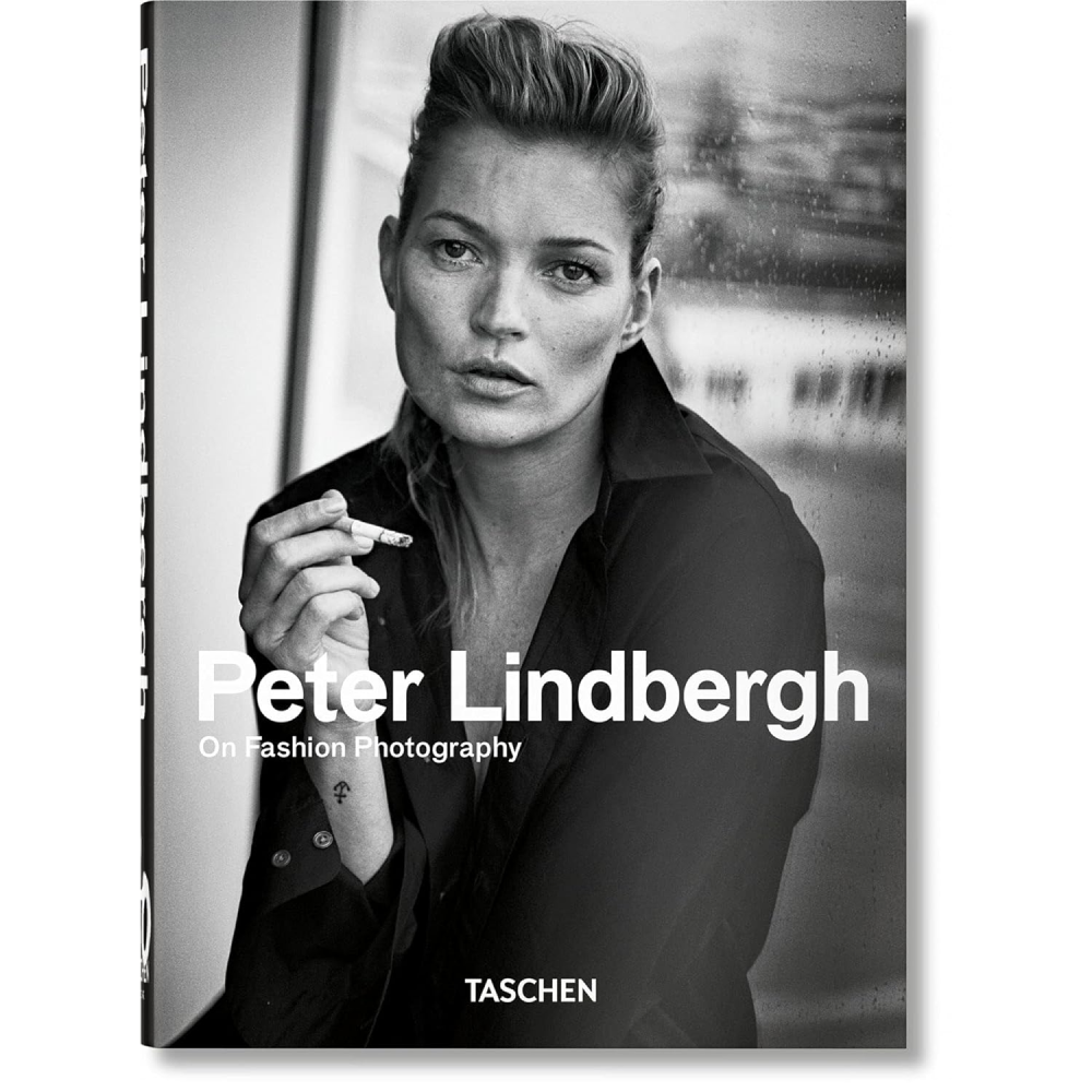 Книга на английском языке "Peter Lindbergh. On Fashion Photography"
