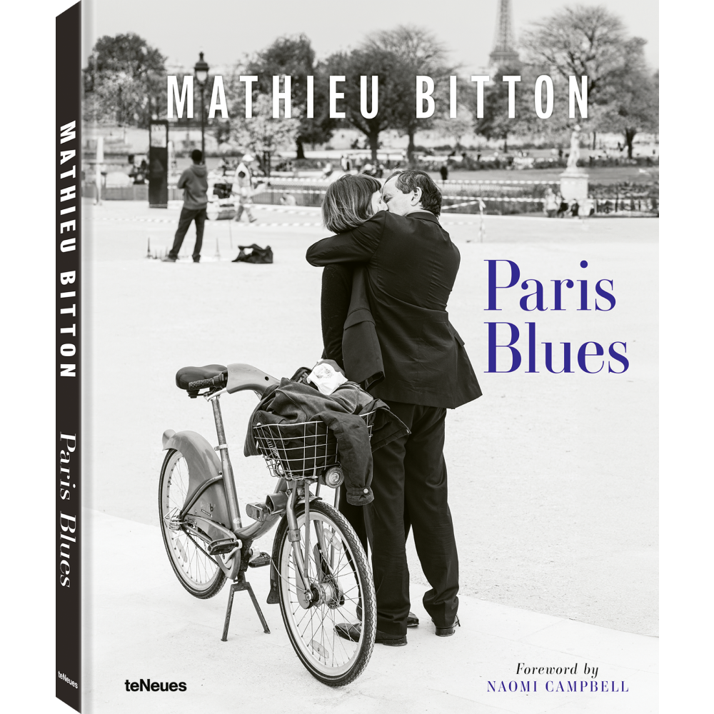 Книга на английском языке "Paris Blues"