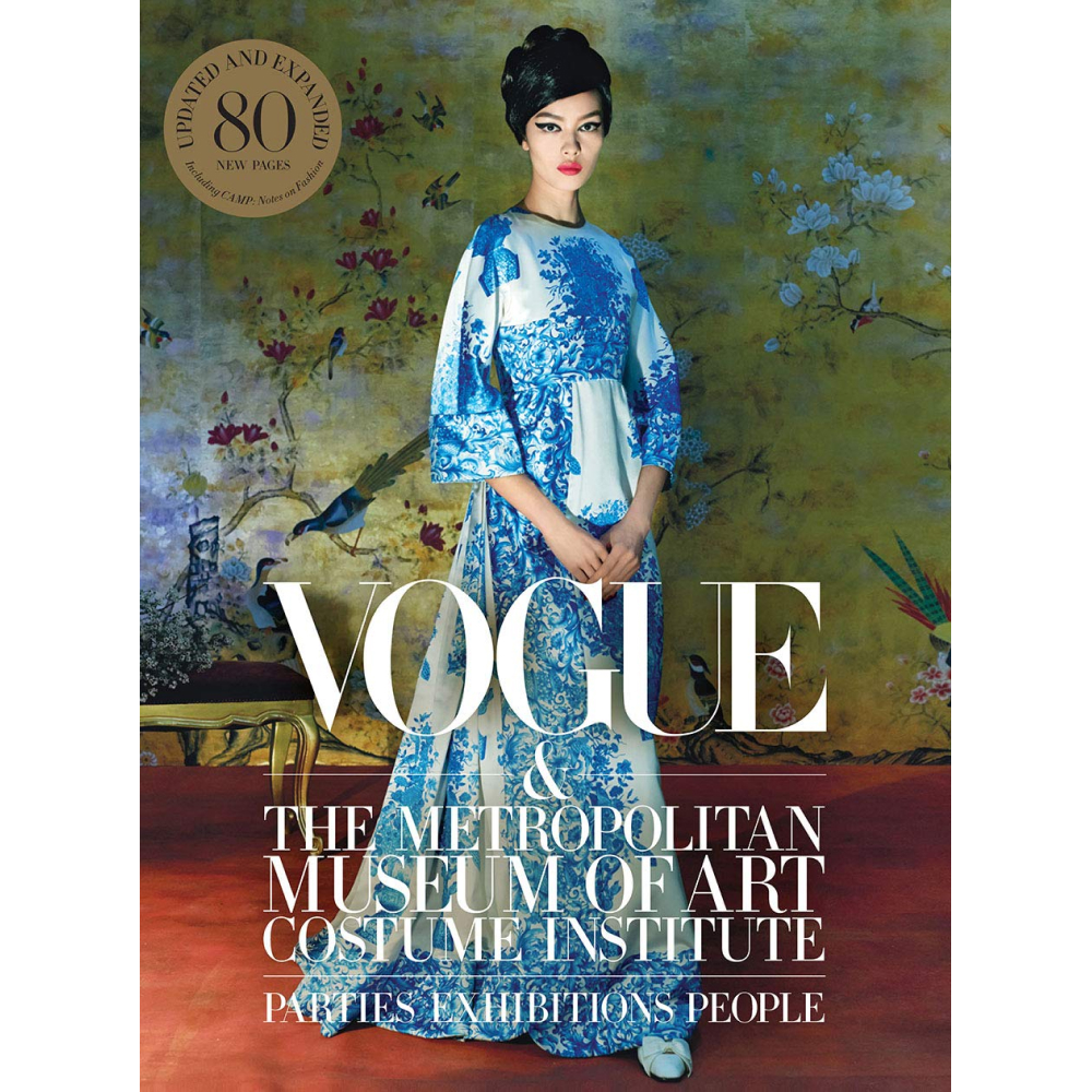 Книга на английском языке "Vogue and the Metropolitan Museum of Art Costume Institute"